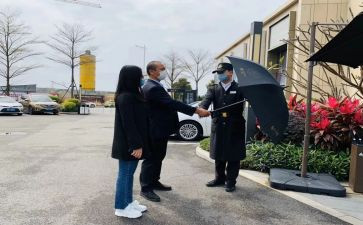 物业案场客服个人总结7篇