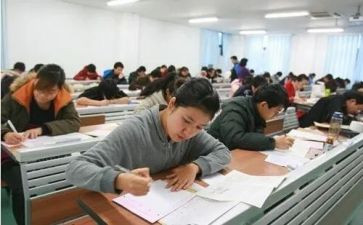 初级教师评定个人总结8篇
