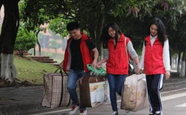 竞选大学班长演讲稿模板5篇