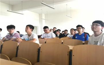 大学班级月工作总结参考6篇
