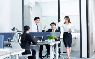 新闻工作者的年度总结8篇