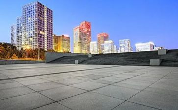 广场作文600字5篇