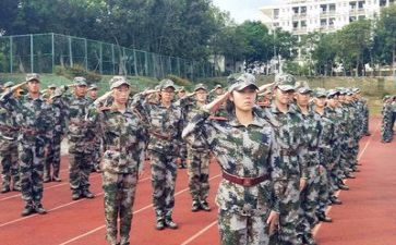 军训的作文精选8篇