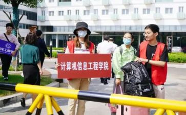 在学校工作月心得体会优秀5篇