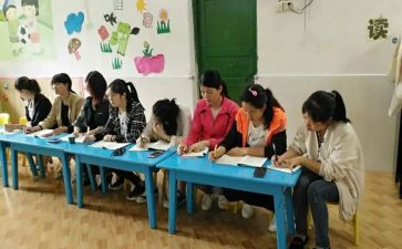 小班主班学期工作总结5篇